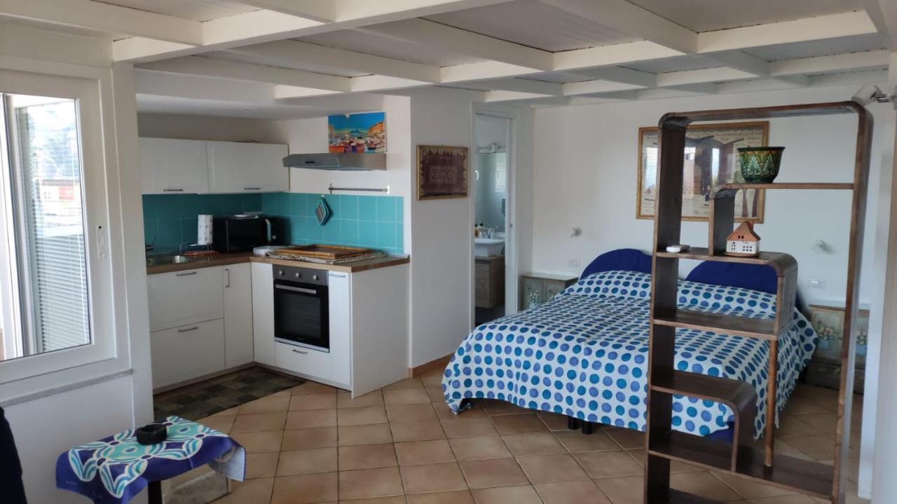 Appartamento Bonbonniere in Chiaia district Napoli Esterno foto